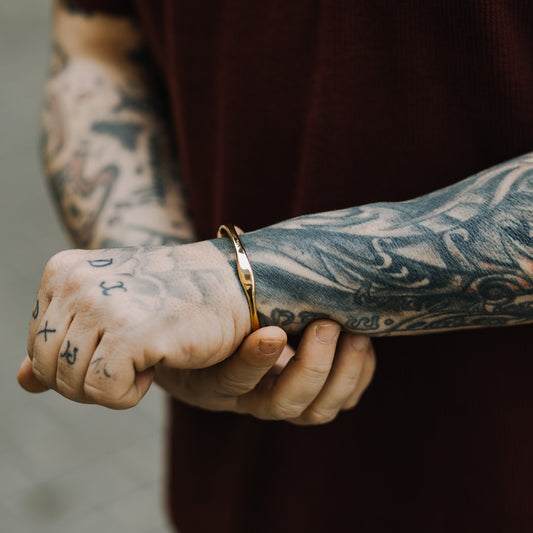 Ανδρικό χρυσό ατσάλινο βραχιόλι χειροπέδα Cuff Tonte