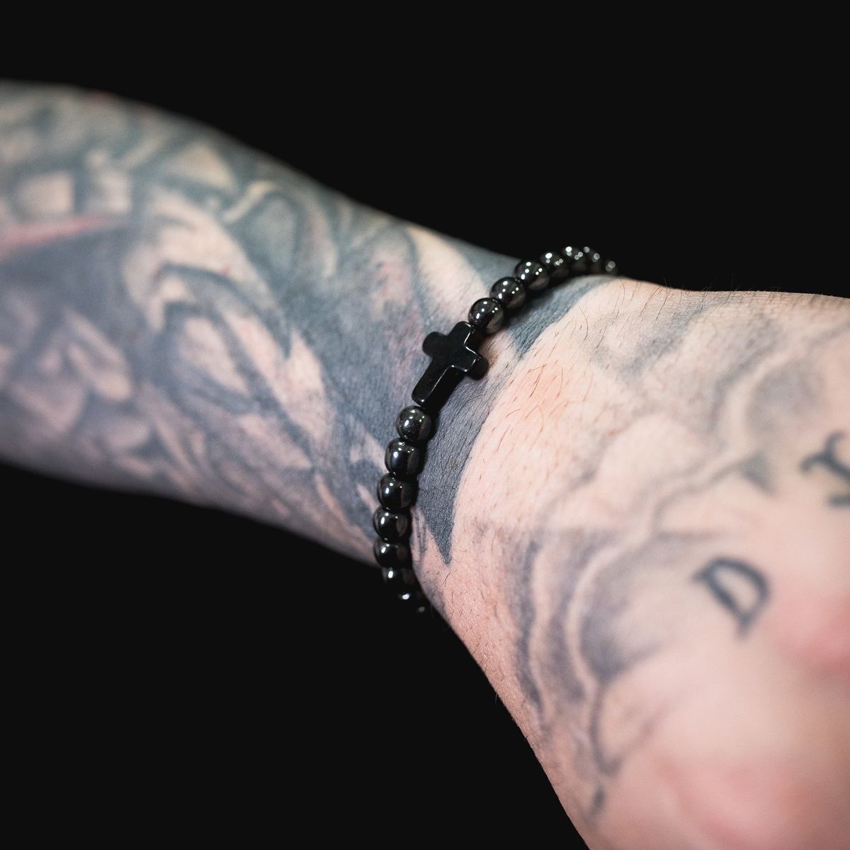 Cross Hematite (Black-Black)