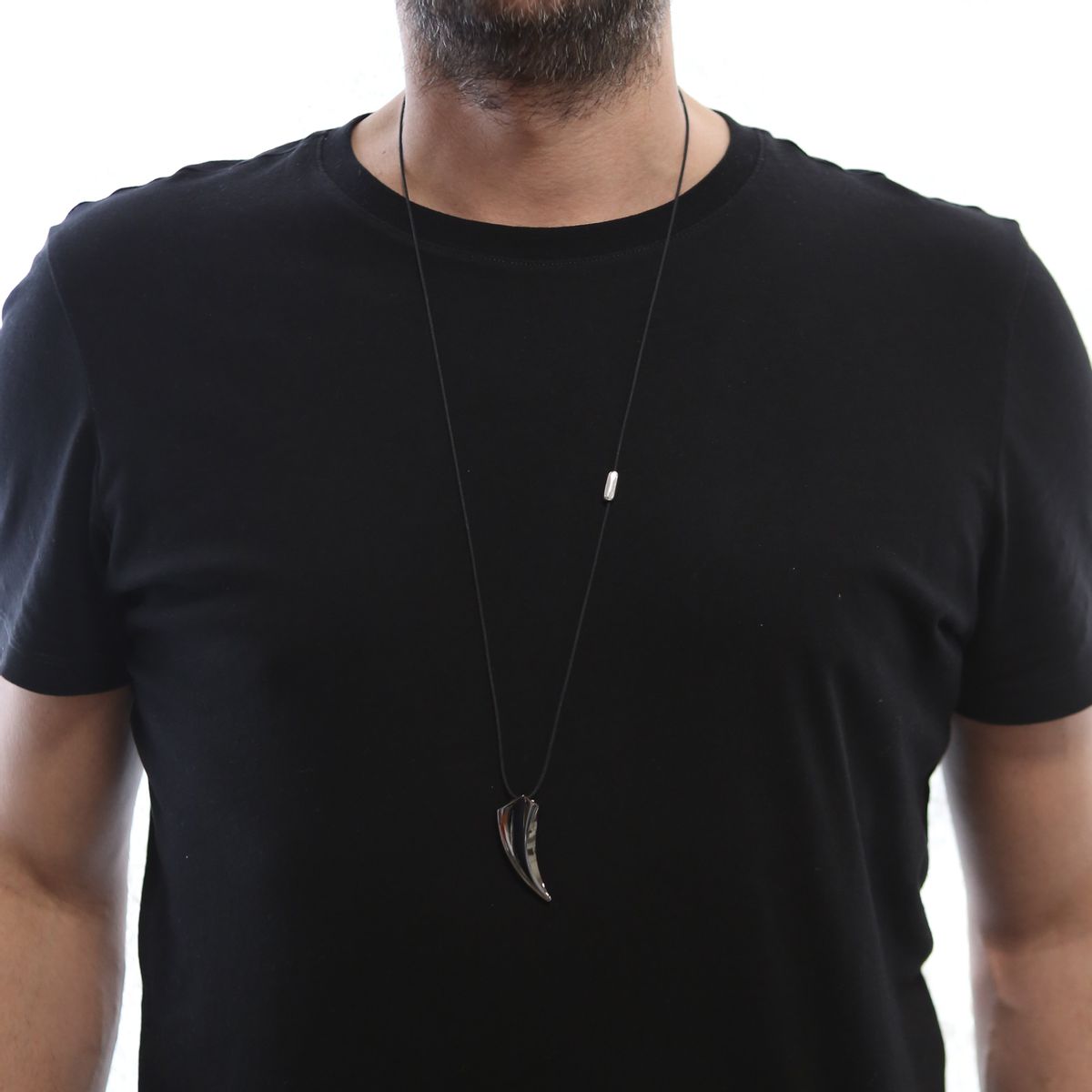 Wolf Tooth (Gun Metal)