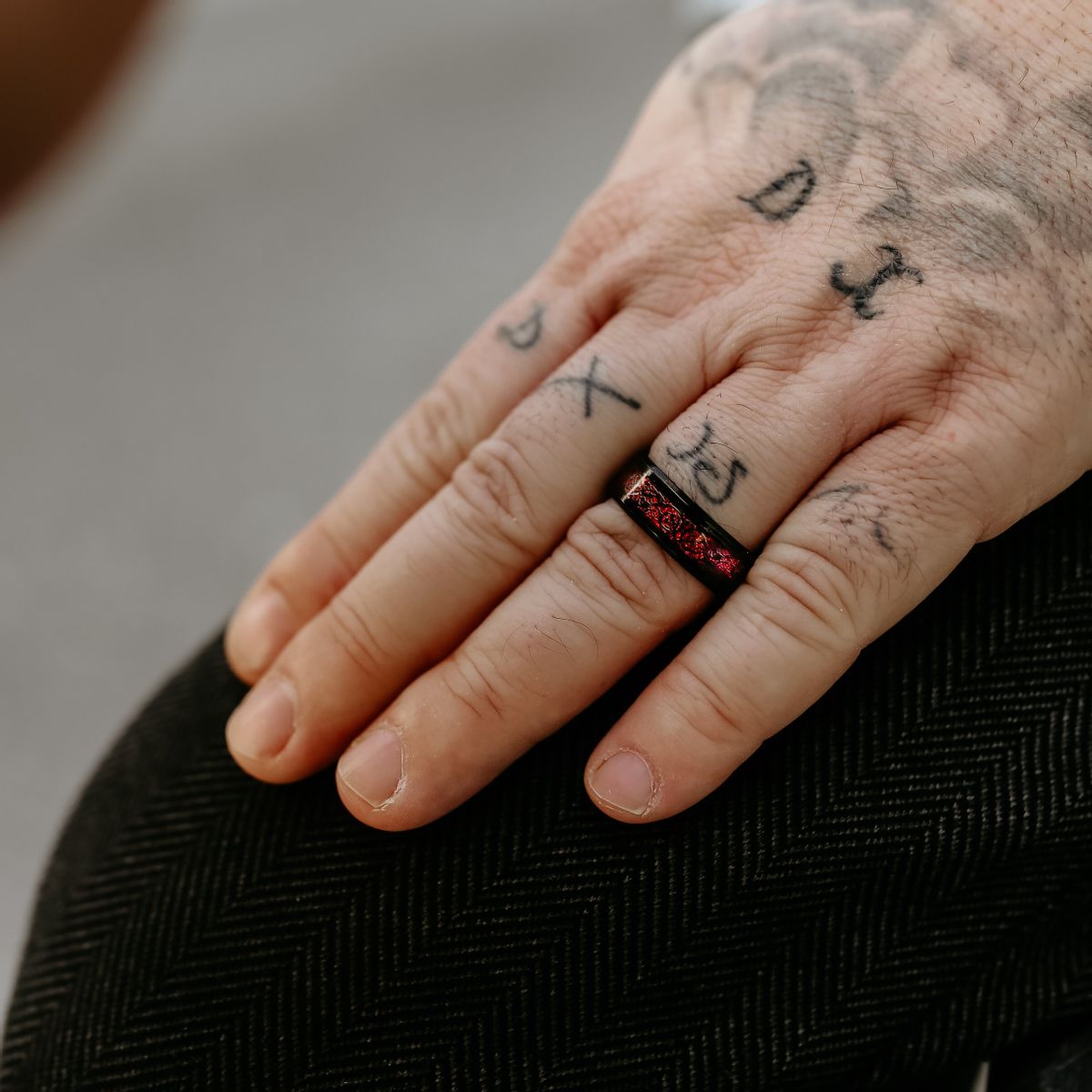 Tribal (Black-Red)