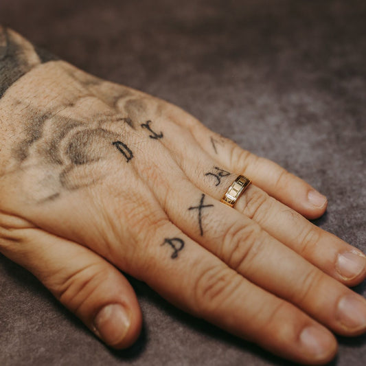 Ανδρικό χρυσό ατσάλινο δαχτυλίδι Hora