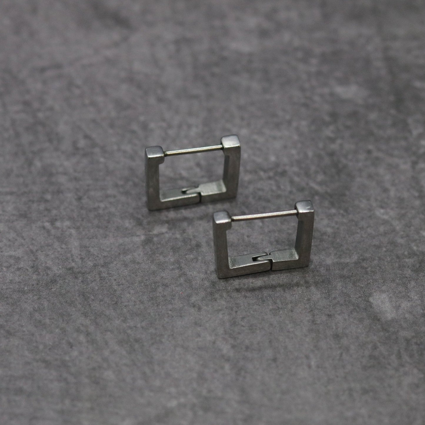 Square (Silver)