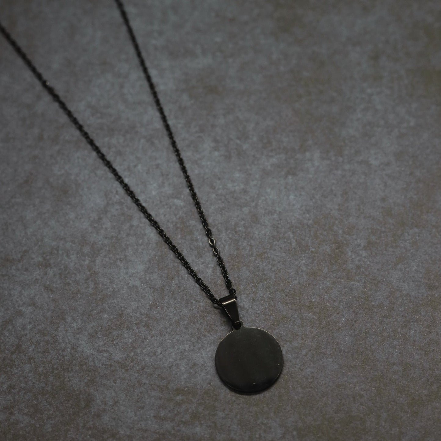 Dot Chain (Black)