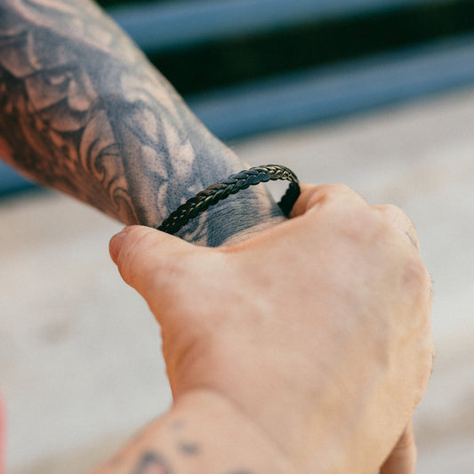 Snake (Black)