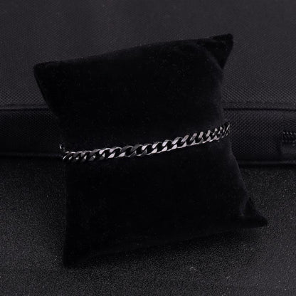 Cadena (Black) 7mm