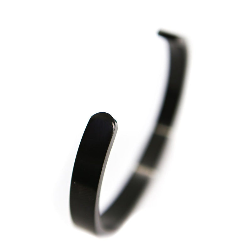 Ανδρικό μαύρο ατσάλινο βραχιόλι χειροπέδα Cuff 8mm