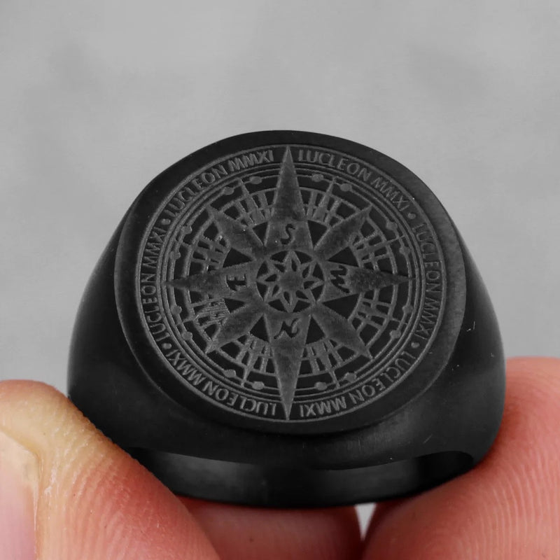 Ανδρικό μαύρο ατσάλινο δαχτυλίδι Compass