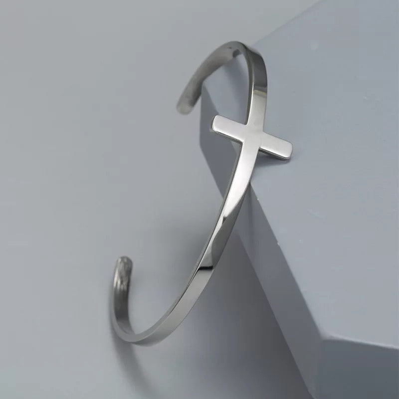 Cross Cuff (Silver)